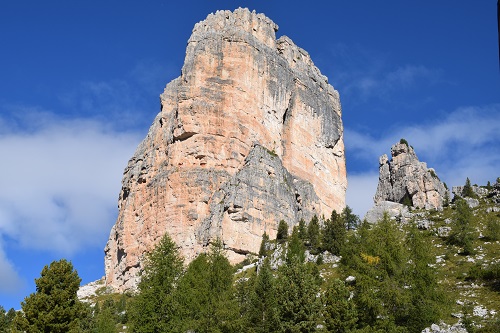 Cinque Torri looking majestic in the morning sun