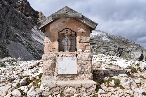 The Forcella Sora Forno just above the Rifugio Biella