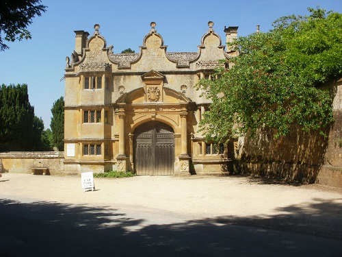 Stanway House on the cotswold Way