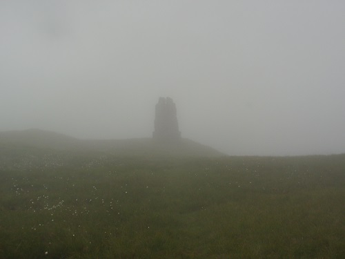 Tarn Crag (Sleddale) cairn hardly visible from just a few feet away