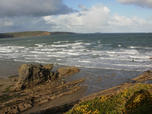 The waves coming in at Broad Haven beach