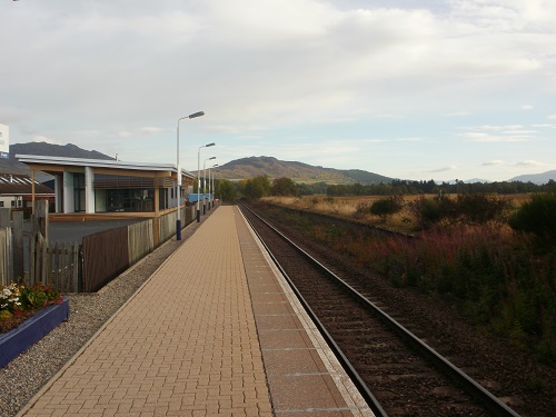 Newtonmore Railway Station on a nice clear day