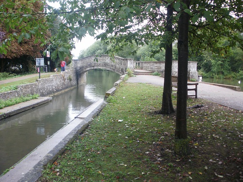 The footbridge at Iffley Lock, near Kennington